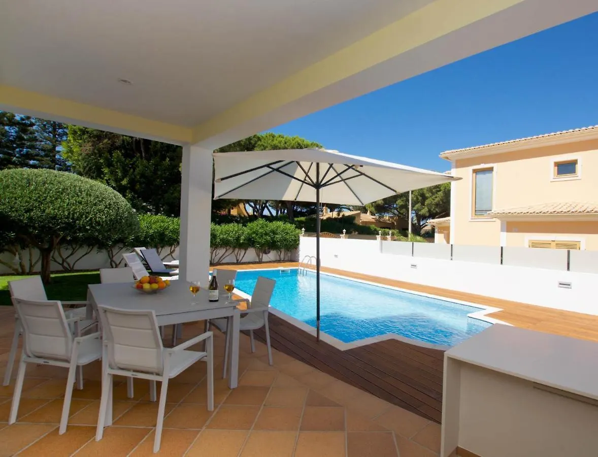 Vista Villa Joia Gale  Portugal